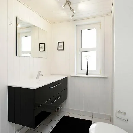 Holiday home 10 Person In L Kken Gronhoj (Nordjylland)