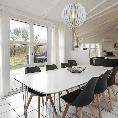 4 Star In Lokken Vakantiehuis *