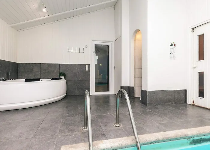 Luxury Retreat With Pool - By Traum Dom wakacyjny Gronhoj (Nordjylland)