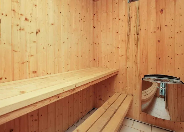 Luxury Retreat With Pool - By Traum Gronhoj (Nordjylland)