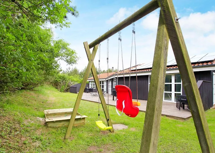 Luxury Retreat With Pool - By Traum Dom wakacyjny *